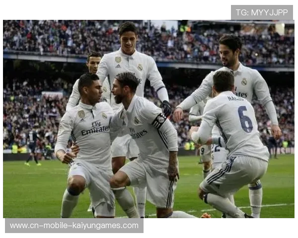 皇马二队暴雨赛获胜，年轻门将惊艳全场