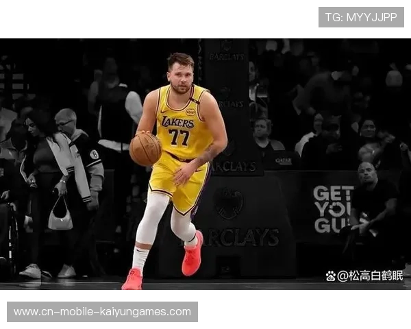 裁判判罚引争议，东契奇公开表达愤怒，东契奇1