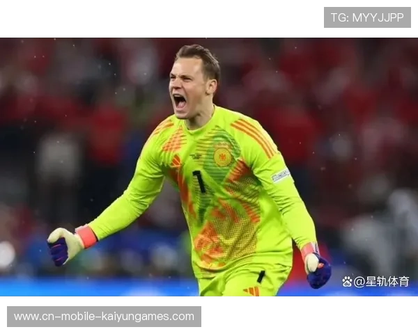 诺伊尔禁区外头球解围对手长传 诺伊尔禁区外头球解围对手长传